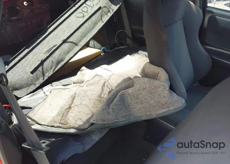 1999 Acura Integra Ls z USA, uszkodzony, nr VIN JH4DC4356XS014098